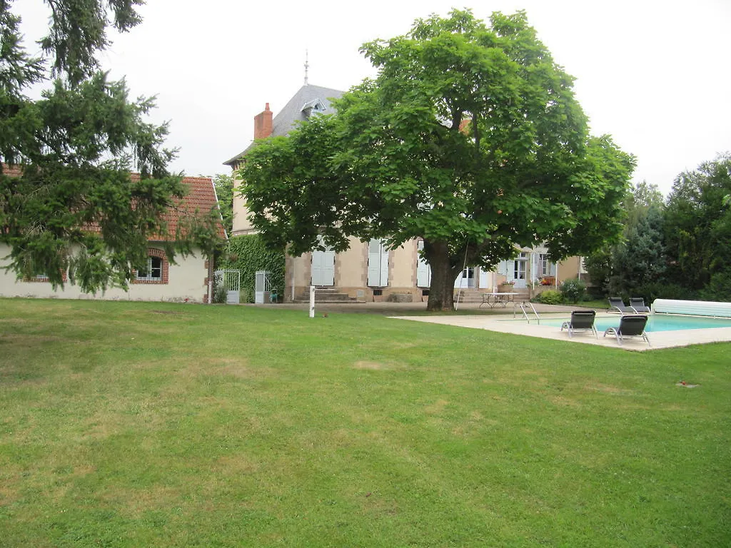 L'Echauguette Isserpent Bed & Breakfast